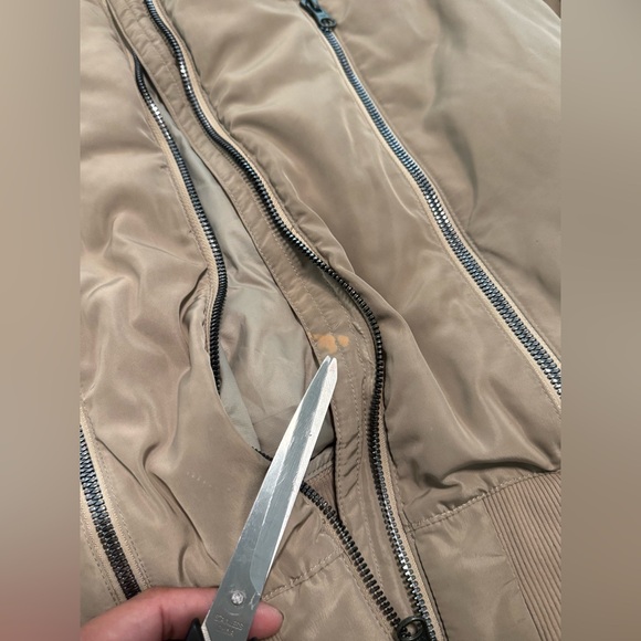 ALO Yoga Off Duty Satin Bomber Jacket in Tan Gravel Size Medium - Picture 15 of 15